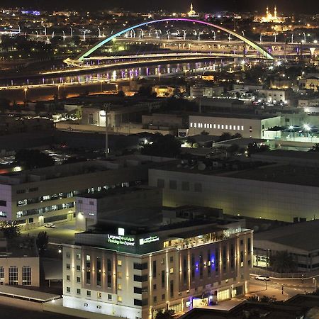 Holiday Inn Express Dubai Safa Park, An Ihg Hotel 外观 照片