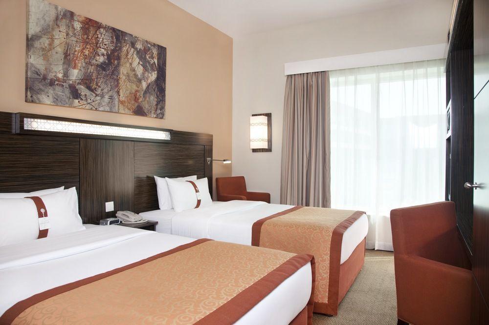 Holiday Inn Express Dubai Safa Park, An Ihg Hotel 外观 照片